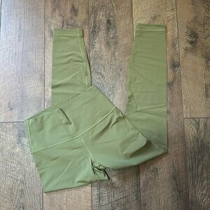 Lululemon Align Leggings 25” Size 6 Bronze Green